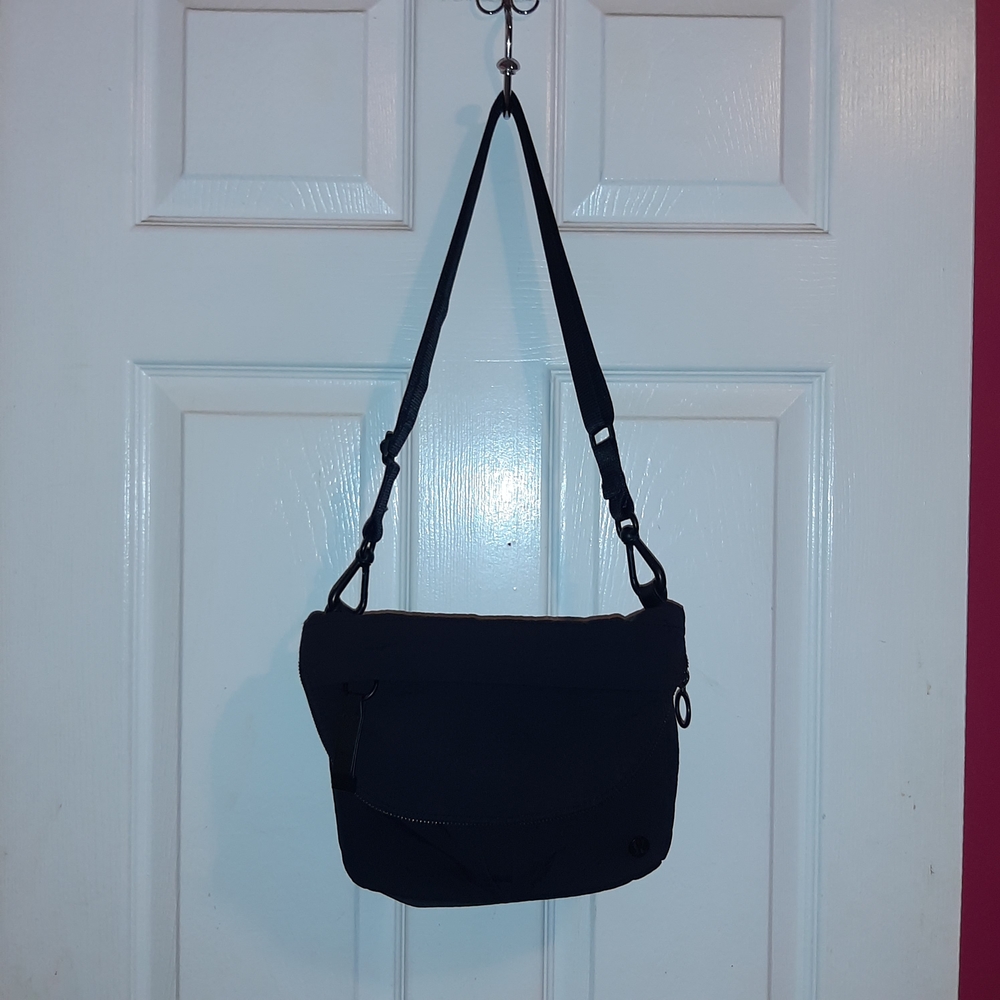Lululemon Festival Bag